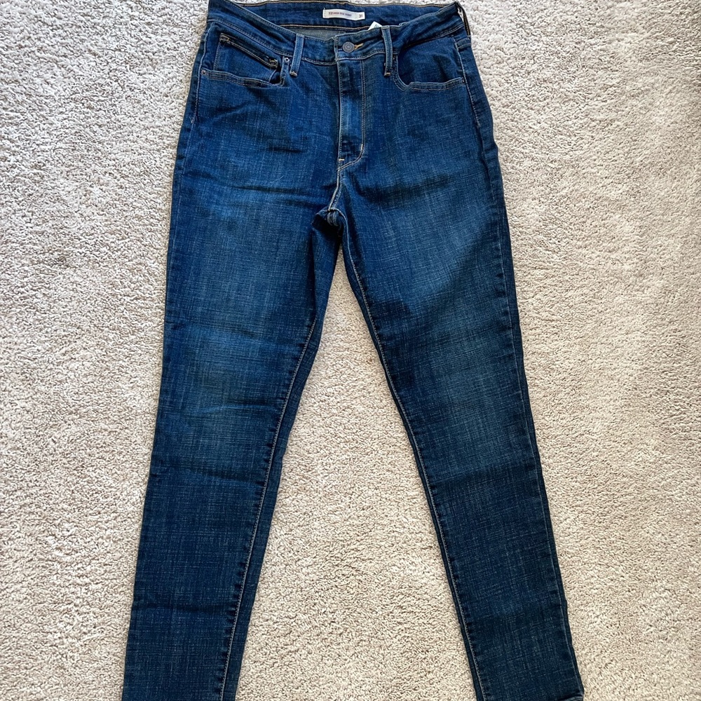 Levi- 721 High Rise Skinny